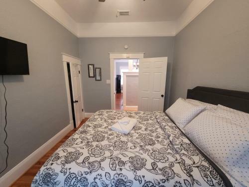 Apartamento Modern Two Bedroom Home