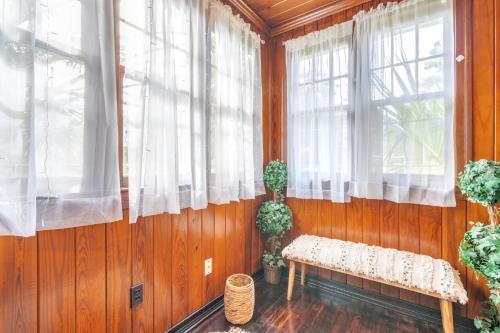 Comfy Pet Friendly Home In Jax - Minutes To Downtown! Home