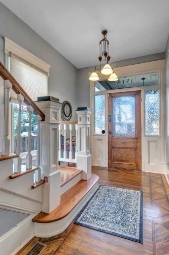Historic 4br Hidden Gem With Exec Master Suite