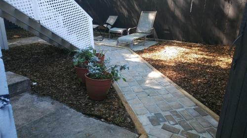 3864 Walsh Street Apartment