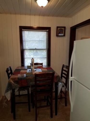 3864 Walsh Street Apartment