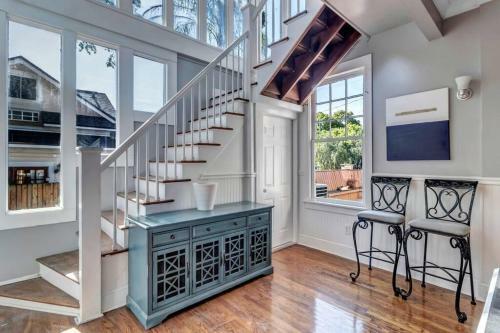 Luxurious Mansion In Historic Springfield!!!