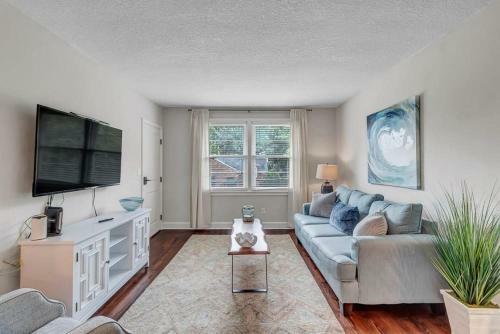 Adorable Condo - 2 Blocks From San Marco Square!!!