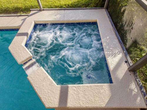 Sunny Lake View Villa