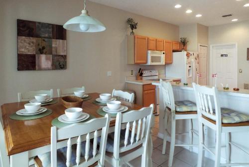 Villa Quaker Ridge