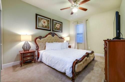 New Resort Homes Close By Accommodate 24 People