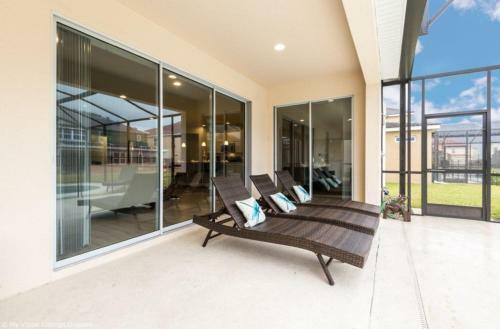 New Resort Homes Close By Accommodate 24 People