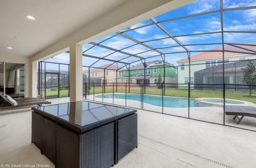 New Resort Homes Close By Accommodate 24 People