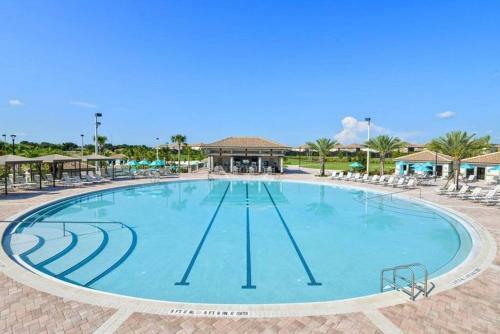 Villa Disney-champions Gate Resorts 8br/5baths/pool/spa