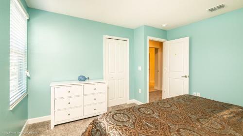 Villa Disney-champions Gate Resorts 8br/5baths/pool/spa