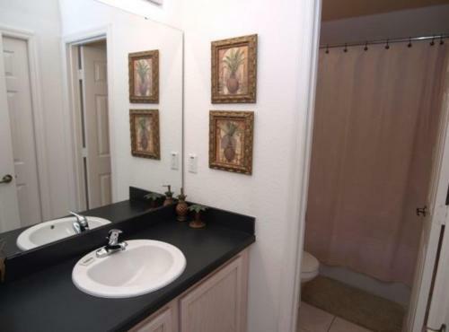 33 Andalusia House