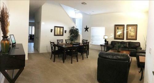 33 Andalusia House