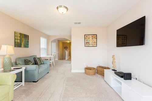 4163 Oaktree Drive Home