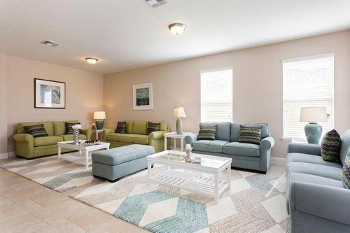 4163 Oaktree Drive Home