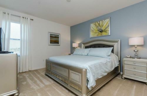 Terrace Ridge Offer Free Pool Cabanas