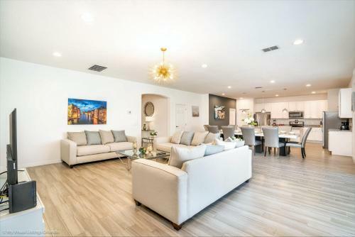 6121 11 Bedroom Luxury Villa Close To Disney