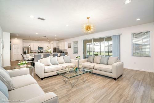 6121 11 Bedroom Luxury Villa Close To Disney