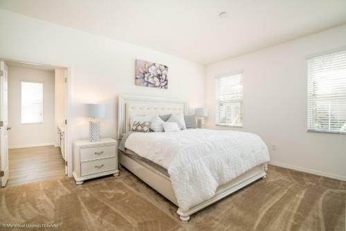6121 11 Bedroom Luxury Villa Close To Disney