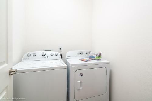 6121 11 Bedroom Luxury Villa Close To Disney