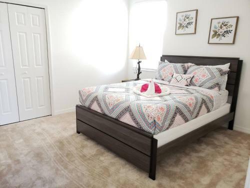 G7017-new Disney Vacation House