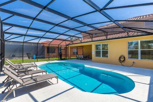 Villa 324 Watersong - 4 Bed Pool Home
