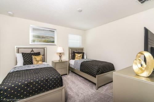 Multiple Rooms With Free Access To Water Park Resort