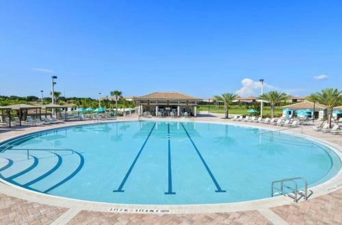Penthouse Retreat At Champion Gates