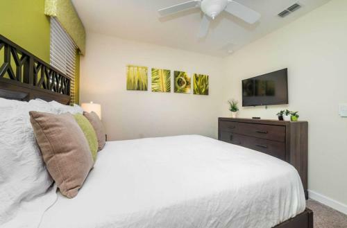 Penthouse Retreat At Champion Gates