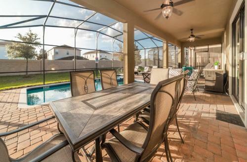 Penthouse Retreat At Champion Gates