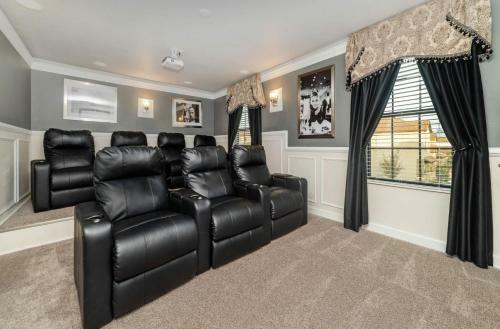 Penthouse Retreat At Champion Gates
