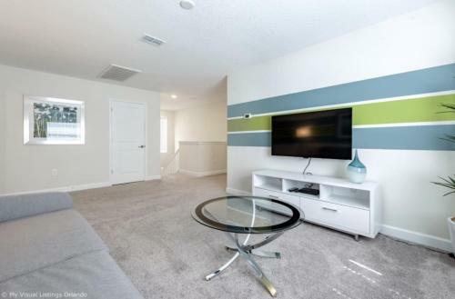 Extravaganza Elegant 8 Bed In Champion Gate