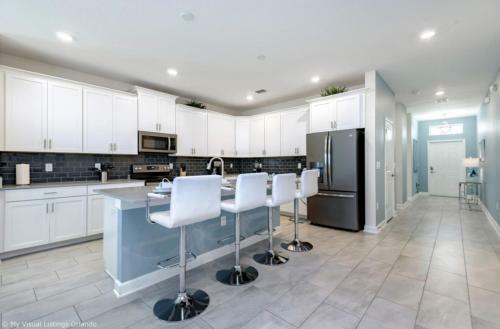 Extravaganza Elegant 8 Bed In Champion Gate