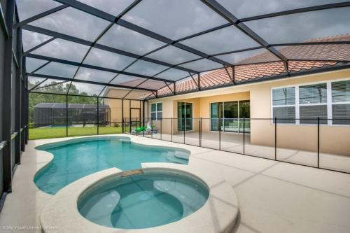 5 Bedroom 5 Bathroom Solterra Resort Luxury Villa Villa