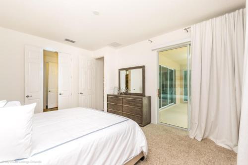 5 Bedroom 5 Bathroom Solterra Resort Luxury Villa Villa