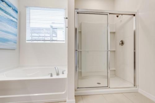South Facing Pool Spa, Game Room Home Is Loaded! Villa