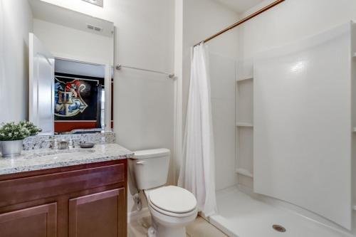 South Facing Pool Spa, Game Room Home Is Loaded! Villa