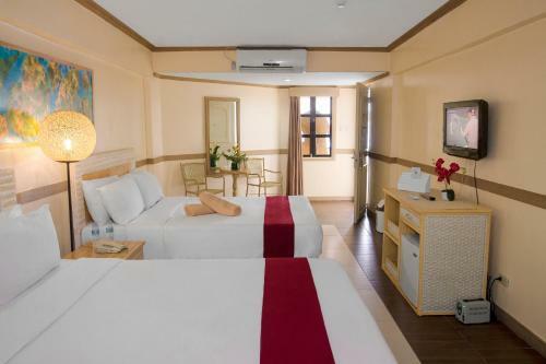 White Rock Waterpark And Beach Hotel