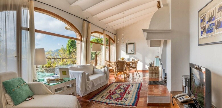 Hotel La Pla�a Madremanya
