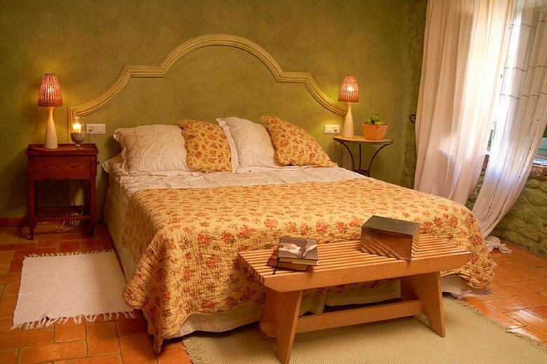 Hotel La Pla�a Madremanya