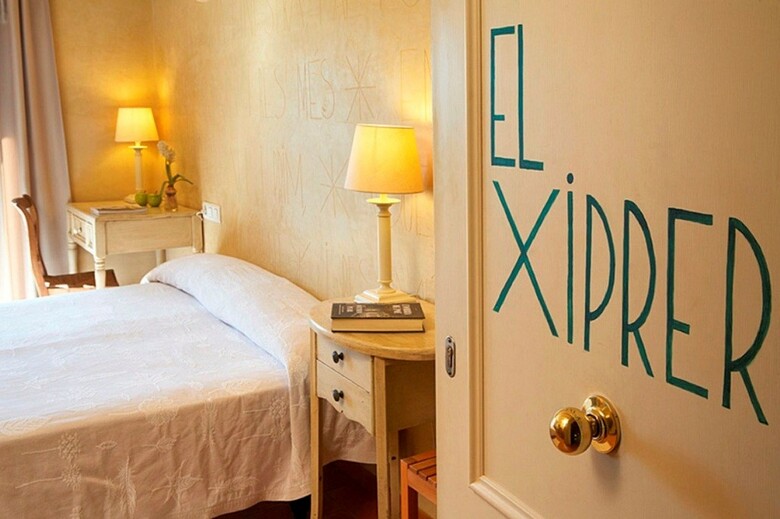Hotel La Pla�a Madremanya