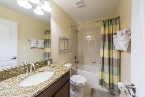 Champions Gate Home With Large Pool Spa! Home