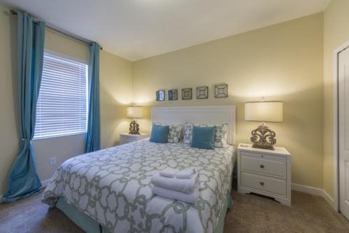 Champions Gate Home With Large Pool Spa! Home