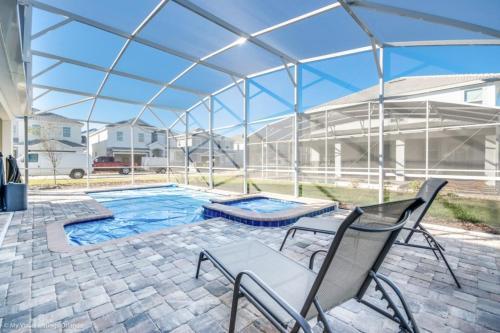 New - Warm & Regal 8 Bedm Villa Villa