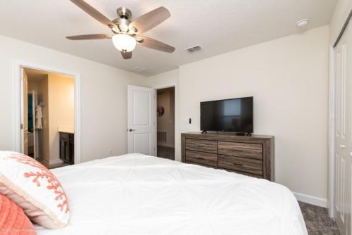 Gated Golf Comm - 9 Beds With Private Pool & Spa Villa