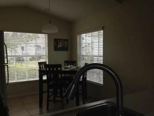 Gated Community, Amaizing Private Pool, Near Disney!