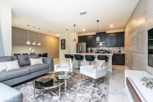 Modern Luxury In Champions Gate 4 Bdm Townhouse