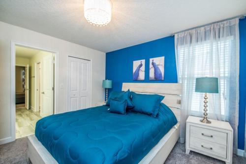 Enticing 8 Bdm Champions Gate Villa With Pool Villa