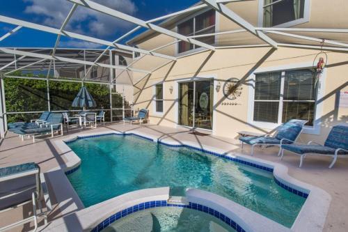 Sparkling South Facing Pool With 6 Bedrooms Villa