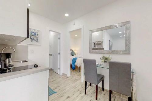Apartamento Newly Renovated 1 Bedroom Apt Designer Unit # 3