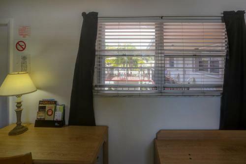 Richard's Motel Studios